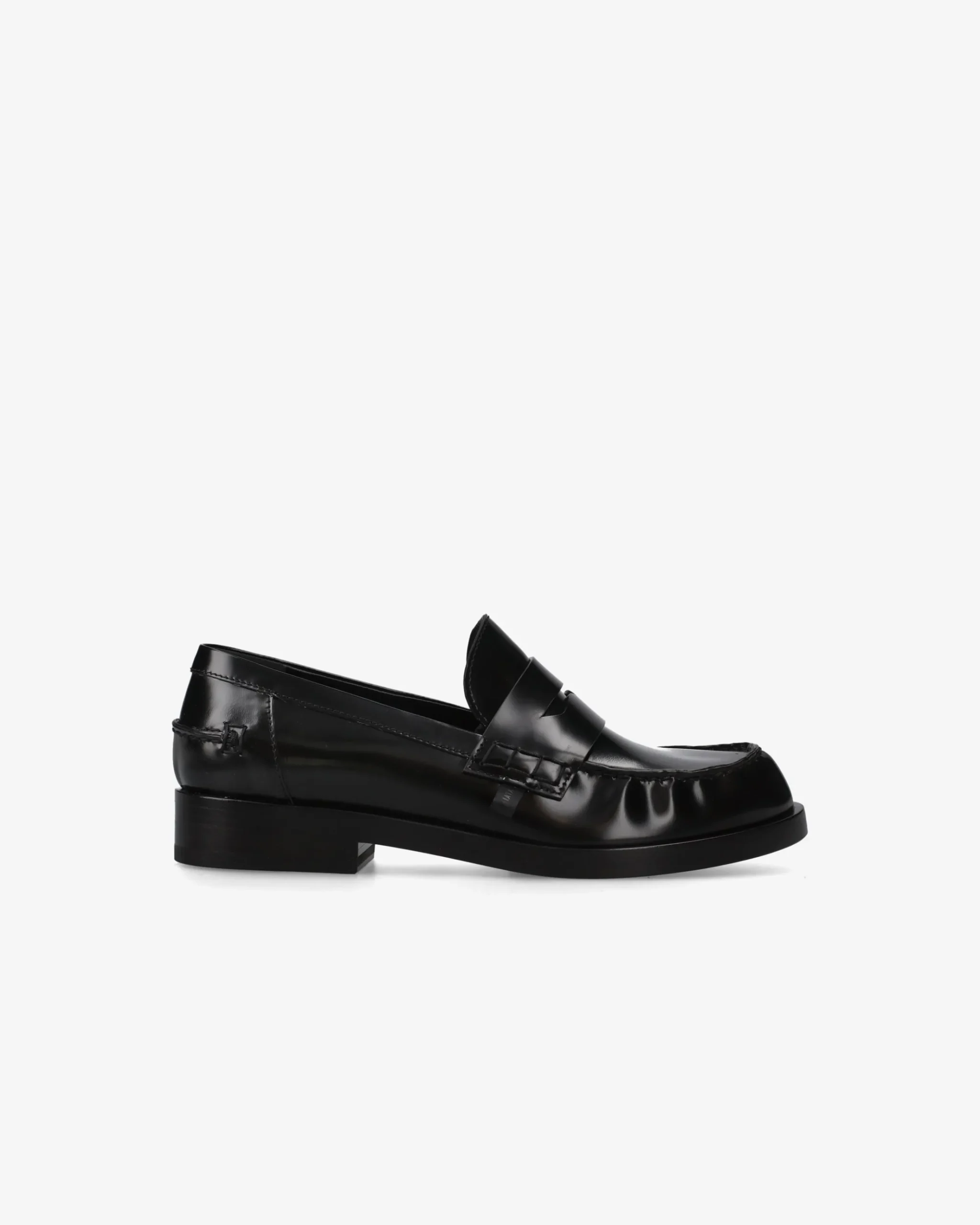 Premiata Mocassini Siria in vitello lucido mousse nero>Donna Mocassini